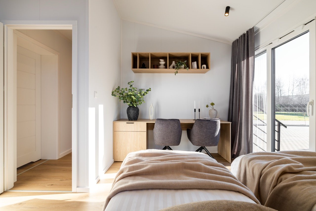 Modulhaus_Vario_schlafzimmer-scheribtisch